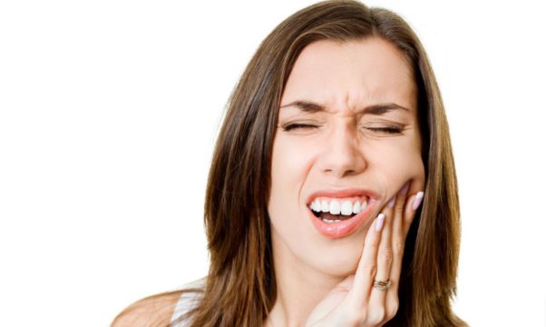 Зубная боль может настигнуть внезапно